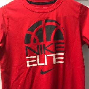 Kids Nike dry fit t shirt